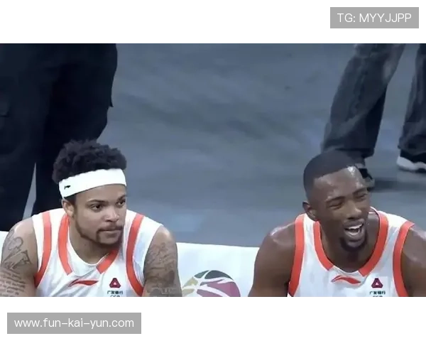 球场上的“战术大师”：揭示球队胜利密码，球员战术意识